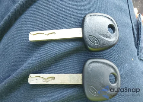 2018 Kia Rio Lx z USA, uszkodzony, nr VIN 3KPA24AB9JE081417